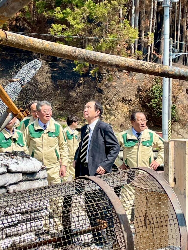 林野火災被災状況の視察調査　平野たつお　平野達男